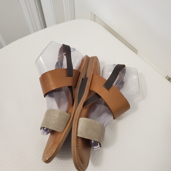 Fat Face Lyla Double Strap Buckle Close Leather Sandals Size 41, US 9/9.5 casual - Picture 6 of 15